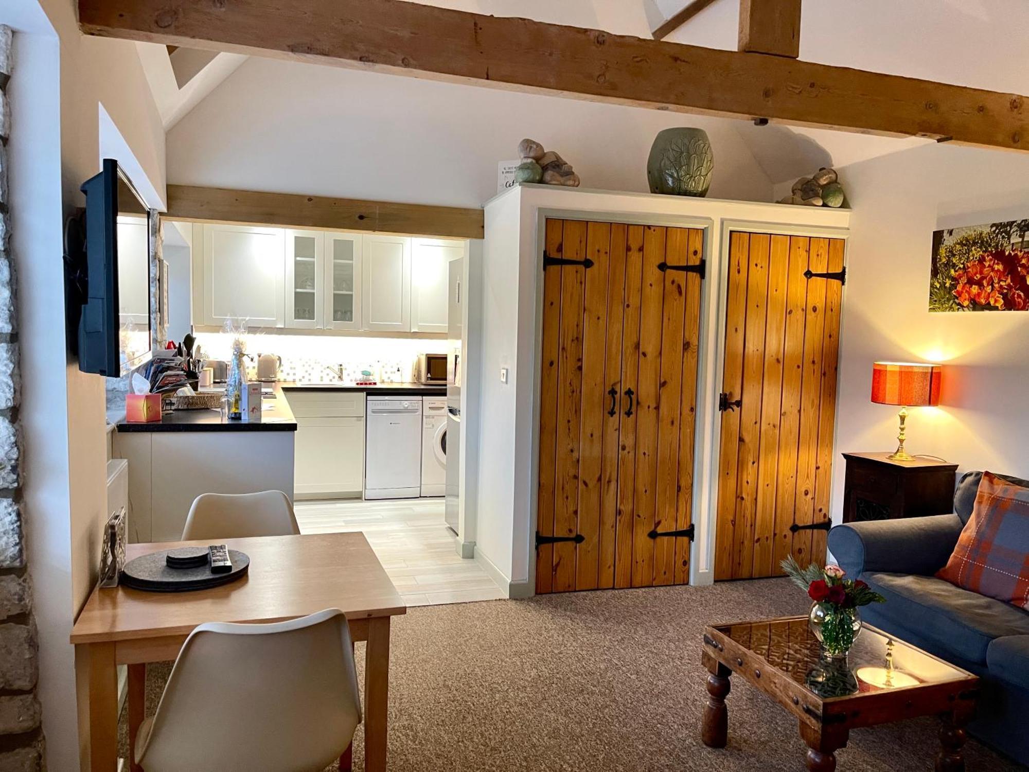 Church Farm Barn Annex Сомертон Экстерьер фото